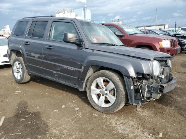 1C4NJPFB1HD184762 - 2017 JEEP PATRIOT LATITUDE GRAY photo 4