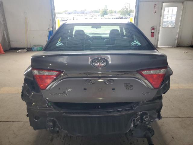 4T1BF1FKXHU721142 - 2017 TOYOTA CAMRY LE GRAY photo 6