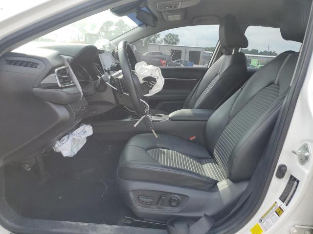 4T1G11AKXNU696315 - 2022 TOYOTA CAMRY SE თეთრი ფოტო 7