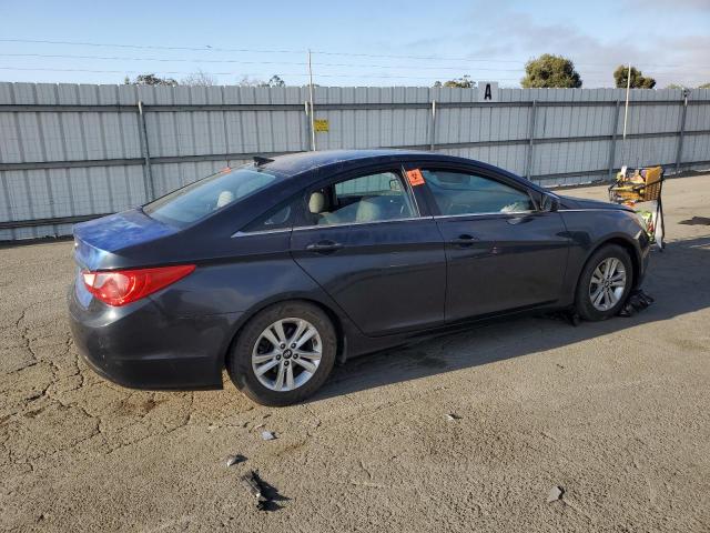 5NPEB4AC3DH746001 - 2013 HYUNDAI SONATA GLS BLACK photo 3