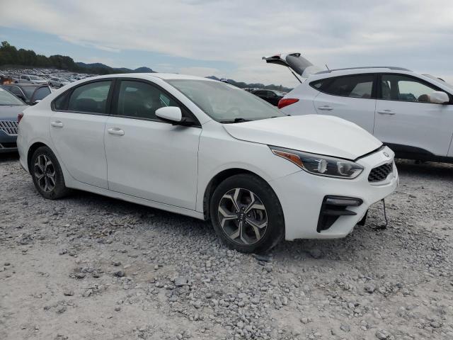 3KPF24AD1KE078598 - 2019 KIA FORTE FE Weiß Foto 4
