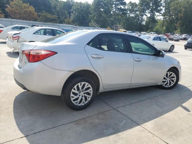 2T1BURHE3HC795600 - 2017 TOYOTA COROLLA L 银色 照片 3