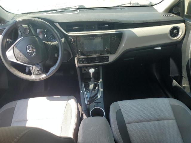 2T1BURHE3HC795600 - 2017 TOYOTA COROLLA L 银色 照片 8