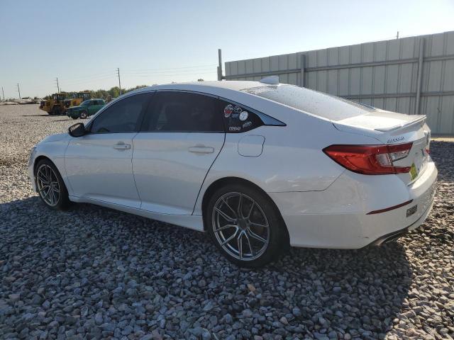 1HGCV2F38JA003026 - 2018 HONDA ACCORD SPORT Білий фото 2