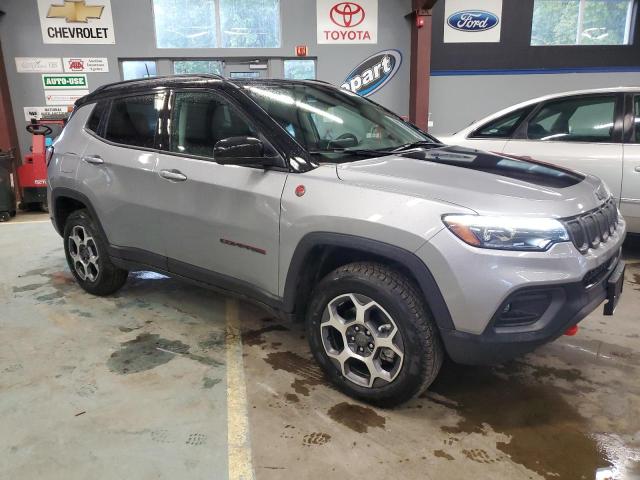 3C4NJDDB5NT203434 - 2022 JEEP COMPASS TRAILHAWK SILVER photo 4