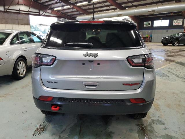 3C4NJDDB5NT203434 - 2022 JEEP COMPASS TRAILHAWK SILVER photo 6