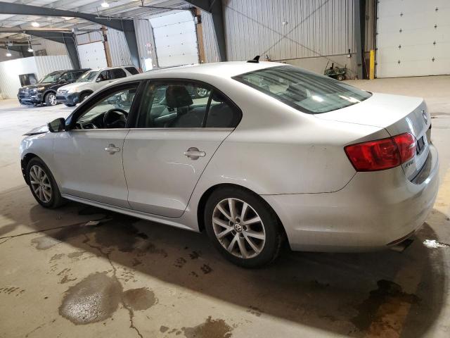 3VWD17AJ0EM205110 - 2014 VOLKSWAGEN JETTA SE SILVER photo 2