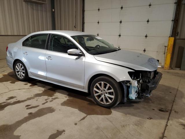 3VWD17AJ0EM205110 - 2014 VOLKSWAGEN JETTA SE SILVER photo 4