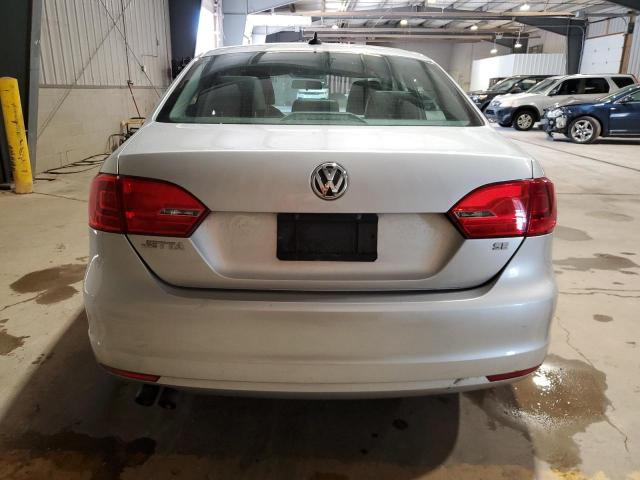 3VWD17AJ0EM205110 - 2014 VOLKSWAGEN JETTA SE SILVER photo 6