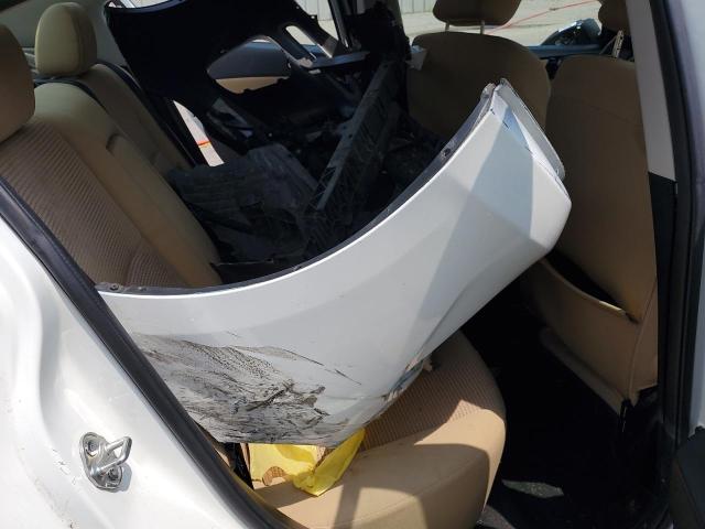 JM1BL1V70D1820087 - 2013 MAZDA 3 I Blanco foto 10