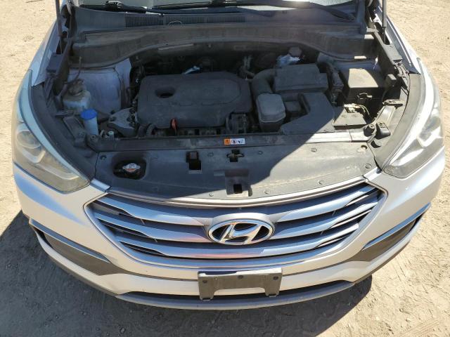 5XYZT3LB2JG551815 - 2018 HYUNDAI SANTA FE S SILVER photo 11