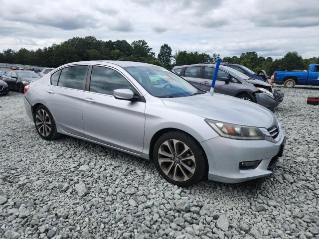 1HGCR2F5XFA167570 - 2015 HONDA ACCORD SPORT SILVER photo 4