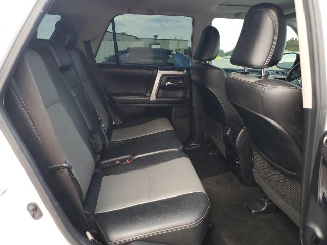 JTEBU5JR9G5306498 - 2016 TOYOTA 4RUNNER SR5/SR5 PREMIUM 白色 照片 11