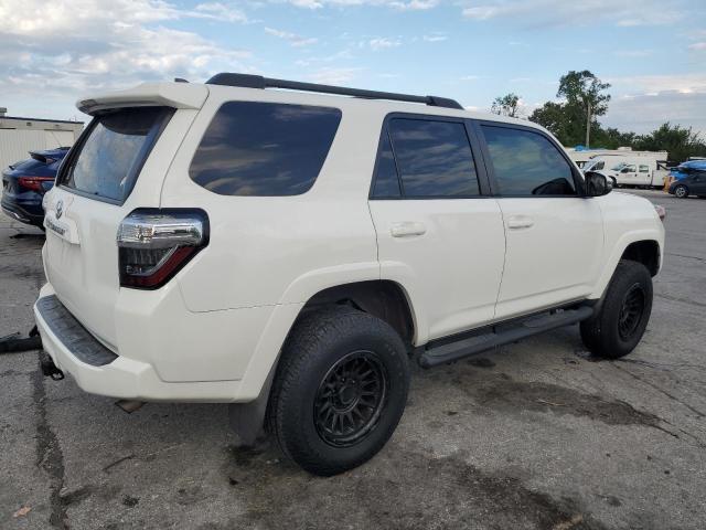 JTEBU5JR9G5306498 - 2016 TOYOTA 4RUNNER SR5/SR5 PREMIUM 白色 照片 3