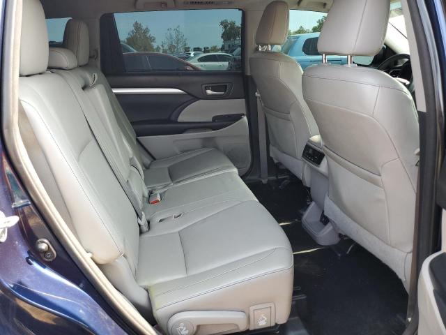 5TDKKRFH8FS078178 - 2015 TOYOTA HIGHLANDER XLE BLUE photo 11