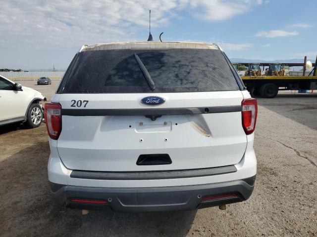 1FM5K8AR5JGA58122 - 2018 FORD EXPLORER POLICE INTERCEPTOR WHITE photo 6