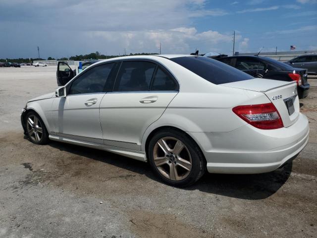 WDDGF8BB7AR108449 - 2010 MERCEDES-BENZ C 300 4MATIC WHITE photo 2