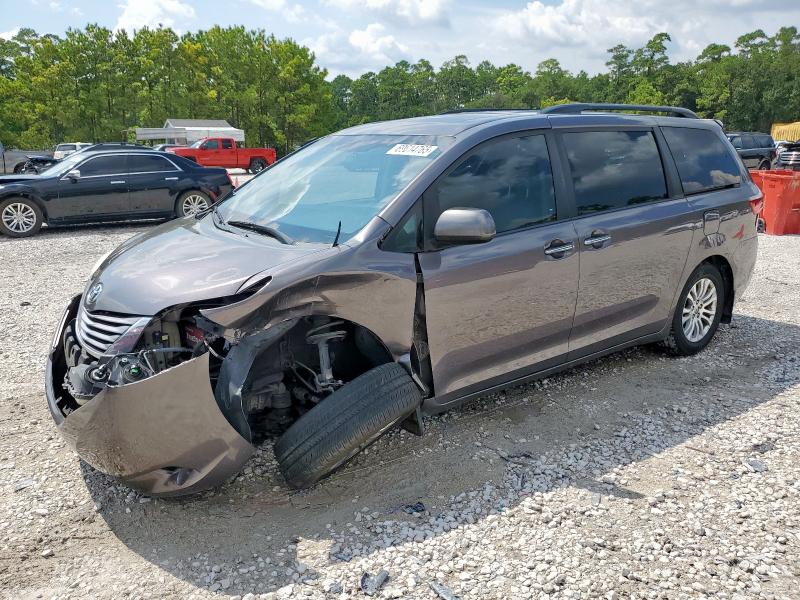 2015 TOYOTA SIENNA XLE, 