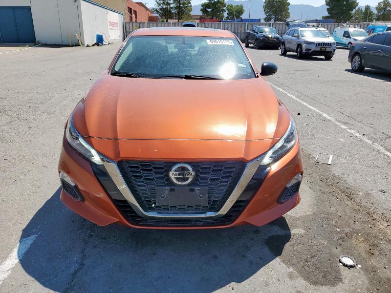 1N4BL4CV5KN312860 - 2019 NISSAN ALTIMA SR ნარინჯისფერი ფოტო 5