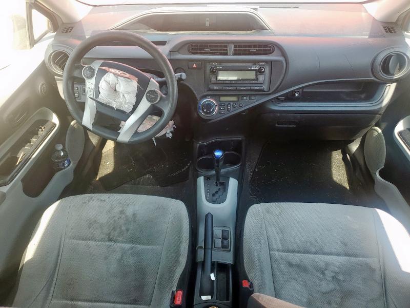 JTDKDTB33C1019310 - 2012 TOYOTA PRIUS C Pomarańczowy zdjęcie 8