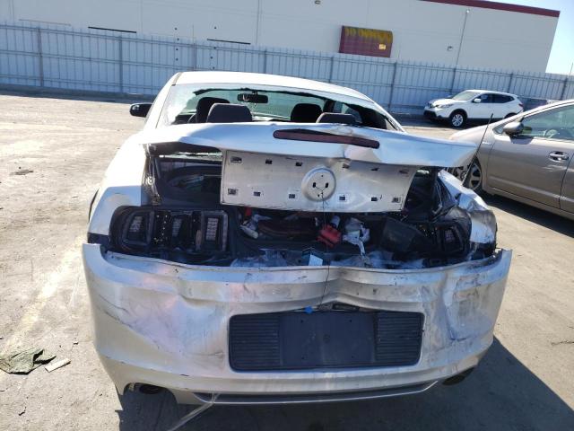 1ZVBP8AM7E5310304 - 2014 FORD MUSTANG SILVER photo 6