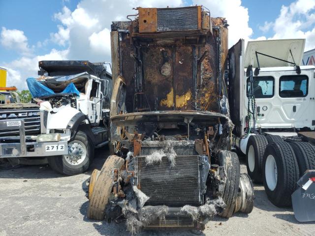 3ALHCYCY2HDHV7177 - 2017 FREIGHTLINER M2 106 MEDIUM DUTY WHITE photo 5