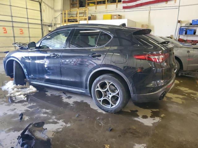 ZASPAKBN2N7D32432 - 2022 ALFA ROMEO STELVIO TI BLACK photo 2