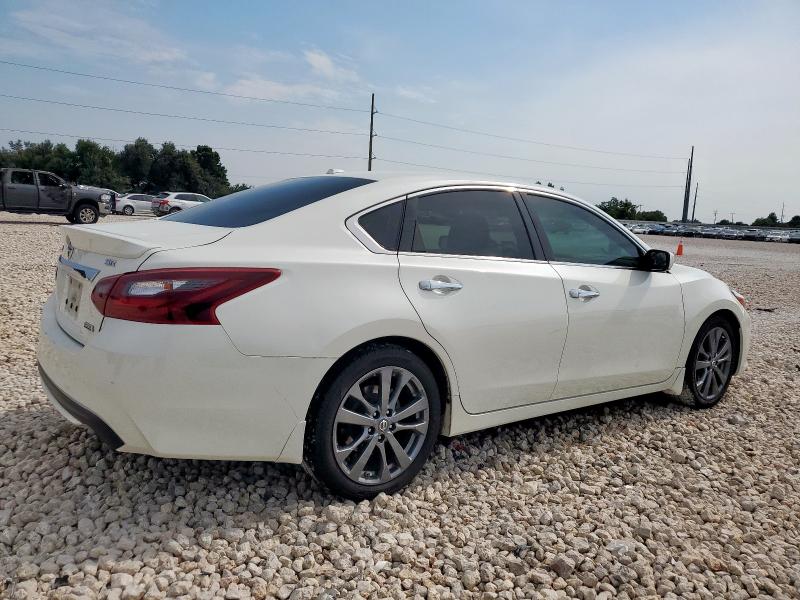 1N4AL3AP4JC276101 - 2018 NISSAN ALTIMA 2.5 Білий фото 3