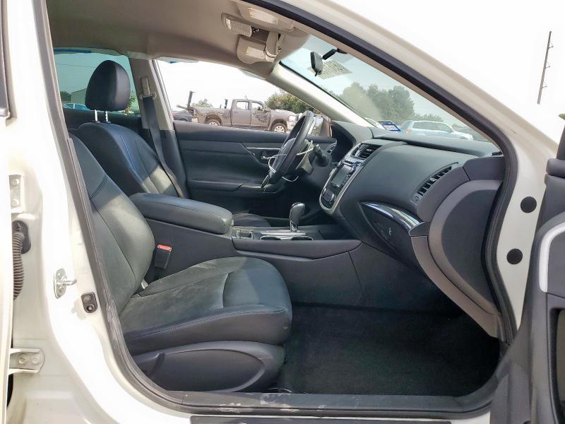 1N4AL3AP4JC276101 - 2018 NISSAN ALTIMA 2.5 Білий фото 7