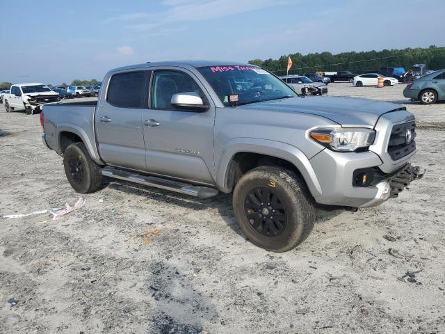 5TFAX5GN8GX055120 - 2016 TOYOTA TACOMA DOUBLE CAB ვერცხლისფერი ფოტო 4