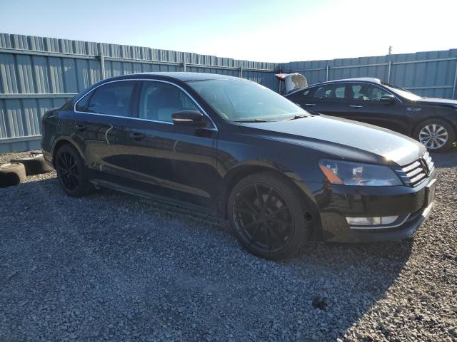 1VWBS7A33FC008277 - 2015 VOLKSWAGEN PASSAT SE BLACK photo 4