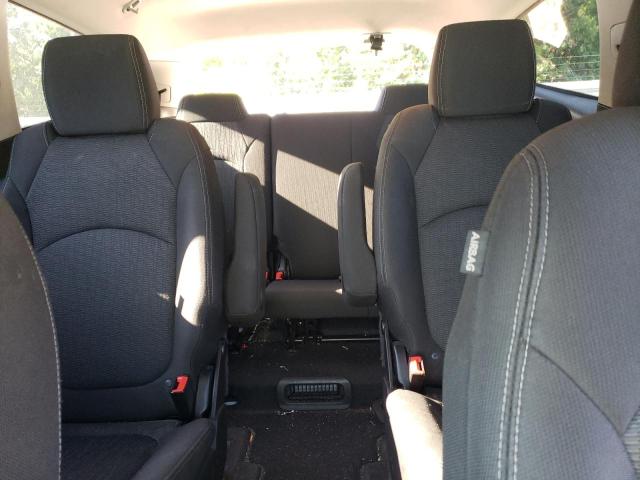 1GNKVGKD1HJ214026 - 2017 CHEVROLET TRAVERSE LT WHITE photo 10