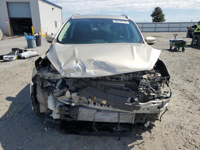 1FMCU9J93JUD21667 - 2018 FORD ESCAPE TITANIUM ოქროსფერი ფოტო 5