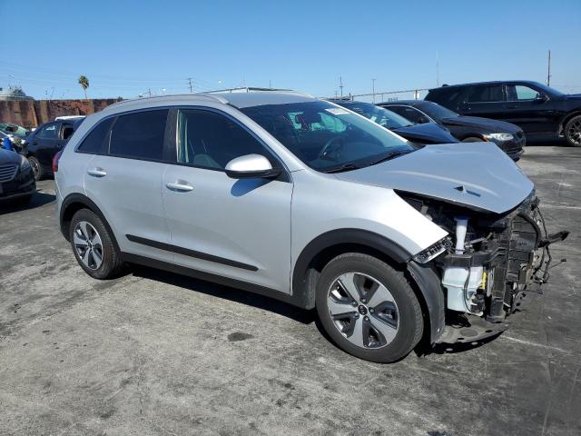 KNDCB3LC7L5398023 - 2020 KIA NIRO LX SILVER photo 4