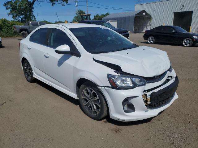 1G1JD5SH0J4100479 - 2018 CHEVROLET SONIC LT WHITE photo 4