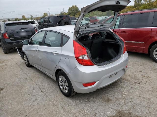 KMHCT5AE1HU301243 - 2017 HYUNDAI ACCENT SE SILVER photo 2