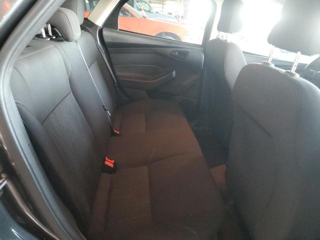 1FADP3E24JL260982 - 2018 FORD FOCUS S GRAY photo 10