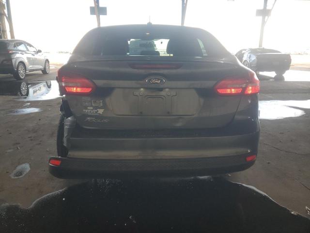 1FADP3E24JL260982 - 2018 FORD FOCUS S GRAY photo 6