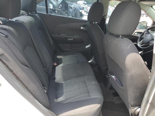 1G1JC5SH5F4135626 - 2015 CHEVROLET SONIC LT თეთრი ფოტო 10