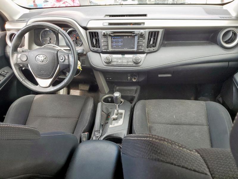 2T3RFREV8GW442349 - 2016 TOYOTA RAV4 XLE RED photo 8