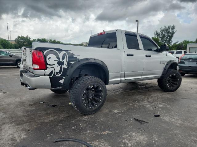 1C6RR6FT2GS285887 - 2016 RAM 1500 ST SILVER photo 3
