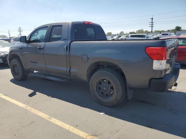 5TFUY5F19BX178362 - 2011 TOYOTA TUNDRA DOUBLE CAB SR5 CHARCOAL photo 2