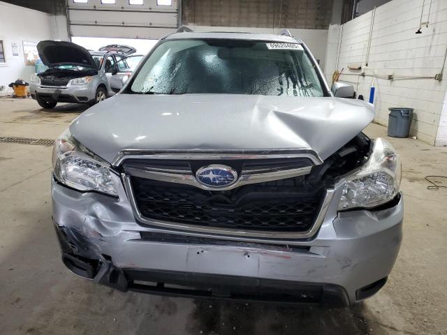 JF2SJADC0FH823068 - 2015 SUBARU FORESTER 2.5I PREMIUM فضي صورة 5