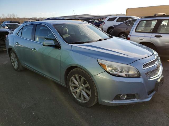 1G11H5SA4DU115529 - 2013 CHEVROLET MALIBU LTZ ლურჯი ფოტო 4