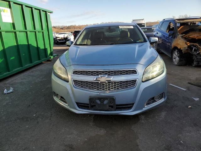 1G11H5SA4DU115529 - 2013 CHEVROLET MALIBU LTZ ლურჯი ფოტო 5