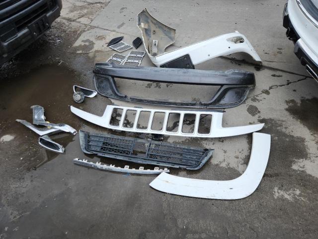 1C4RJFJG4EC416626 - 2014 JEEP GRAND CHER SUMMIT Սպիտակ լուսանկար 13