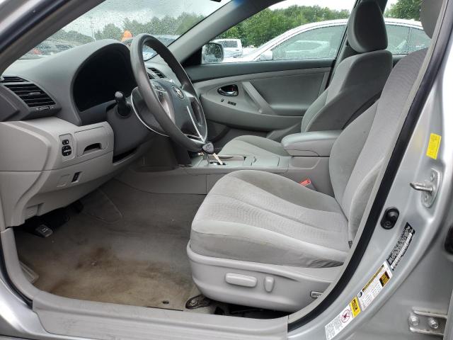 4T1BF3EK5BU675904 - 2011 TOYOTA CAMRY BASE Silber Foto 7