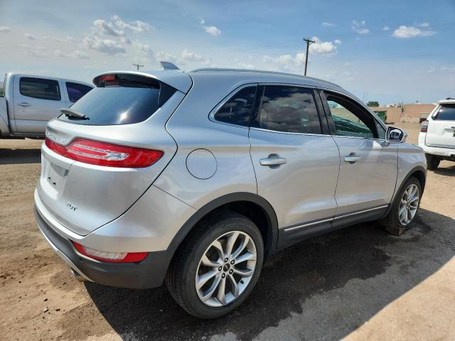 5LMCJ2C96HUL00557 - 2017 LINCOLN MKC SELECT SILVER photo 3