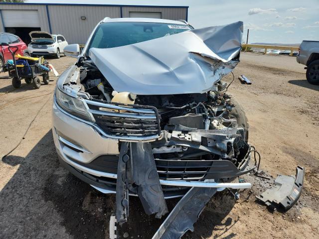 5LMCJ2C96HUL00557 - 2017 LINCOLN MKC SELECT SILVER photo 5