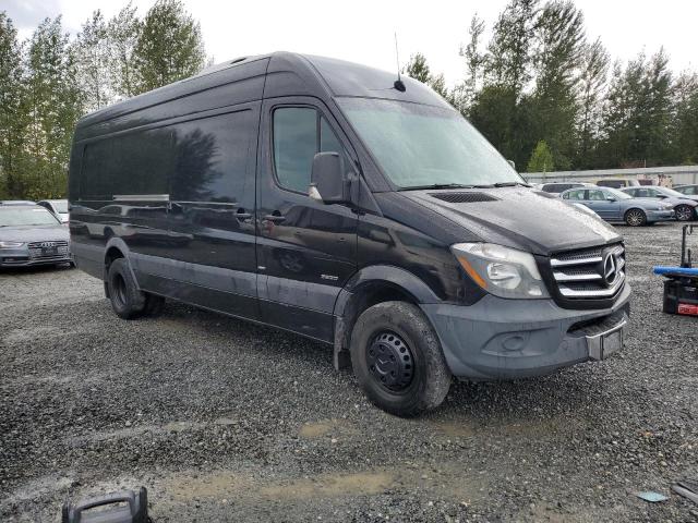 WD3PF4CC1E5856793 - 2014 MERCEDES-BENZ SPRINTER 3500 BLACK photo 4